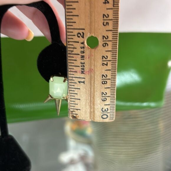 Green Stone w Gold Spike Earrings - Picture 5 of 5